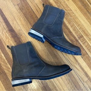 Kodiak Alma winter chelsea boots 10 blundstone style brown olive